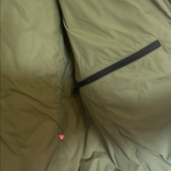 Duluth Trading Co Green Quilted Vest - Picture 4 of 7